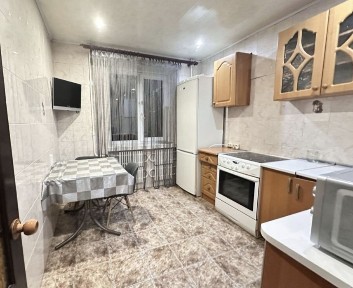 3 квартира спортивная новострой молочная 11