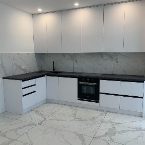 Евротрешка с ремонтом в клубном доме Макеевская, 59 кВ. м без %