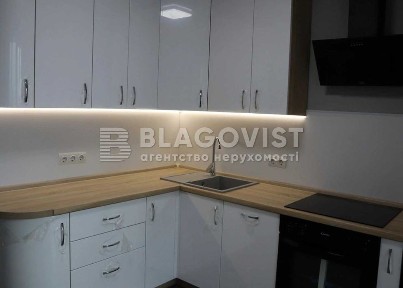 Продаж 1-кім на Вишняківській 2, м Харківська