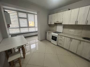 Оренда 2 новобудови на Озерній. Повністю укомплектована. 15000+кп.