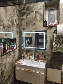 Продаж будинку в центрі міста