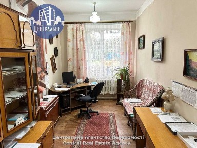 Оренда фасадного комплексу приміщень