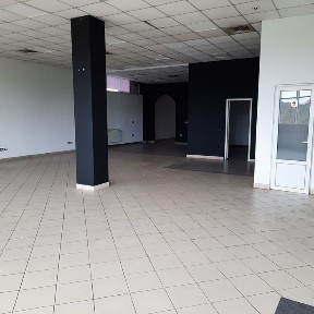 Комерційне приміщення