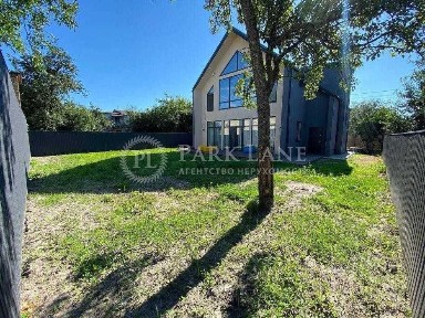 Продається новий сучасний будинок з якісним ремонтом в Києві 184м2