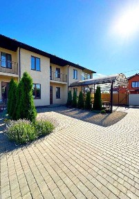 Продам Таунхаус в Лесках.