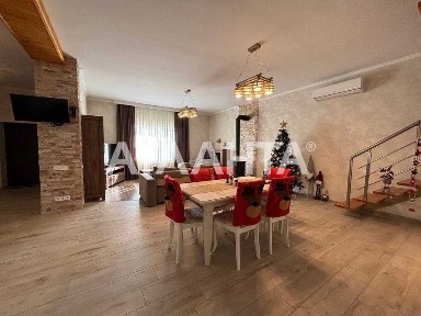 Большой солидный дом в Алтестово!