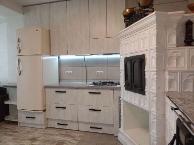 Продається будинок в Івано- франківську з рмонтом