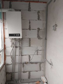 2 кімнатна в новому будинку з індивідуальним опаленням на пр-ті Миру