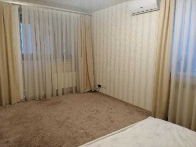 Впервые в продаже 1 ком на Роганском массиве кап-ремонт.