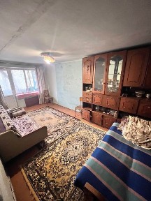 Продаж 2-к. кв. - вул. Івасюка 1а (район ринку)