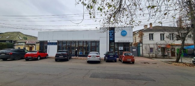 Мариупольская напротив Родины фасадное помещения 200м 65000грн