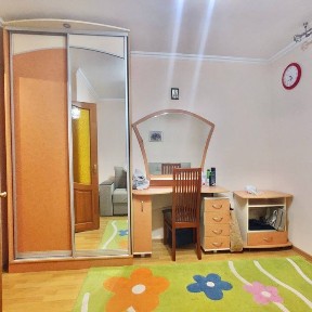 Оренда 2 кімнатної квартири вул. Калнишевського