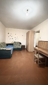 Район Новомиколаївка. Поруч 25-ї школи