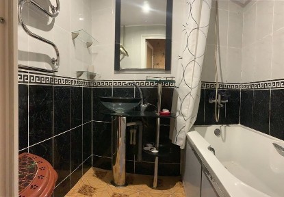 Сдам трёхкомнатную квартиру на Таврическом