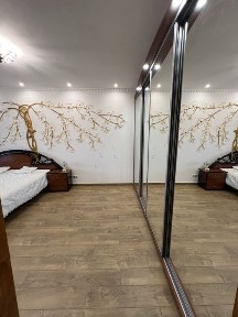 Суперова 1 к квартира з великою терасою в жк Софія Київська!