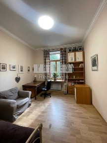 Оренда 3к квартири, вул. Хмельницького Богдана 73, Центр, перша здача