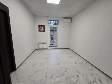 Оренда кабінету в центрі міста