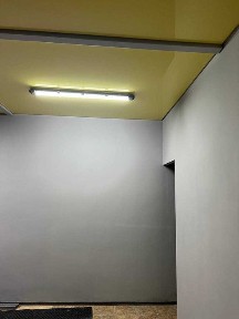 Сдам помещение на Салтовке на 1-м этаже и вход на 2-а помещения!