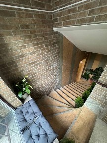 Оренда місця в салоні