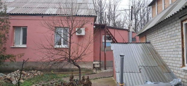 Продам добротний господарський будинок в м. Чугуїв