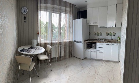 Затишна квартира подобово - погодинно, біля метро Спортивна.