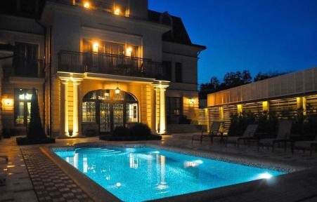 Шикарная вилла VIP уровня с большим бассейном