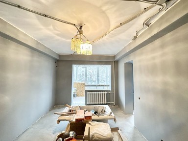 Продаж 2-кімн кв навпроти Козак Палац кап. ремонт 90%