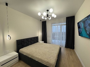 Продаж великої 2 -ох кімнатної квартири с. Сокільники, вул. Героїв Крут