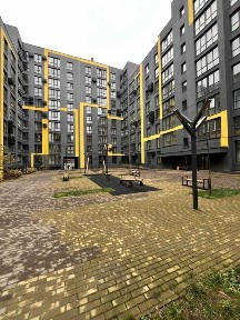 Продаж 2-кім. квартири 79м2. вул. Залізнична Без комісії Є-Оселя