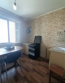 Продам 1 кімнатну квартиру проспект Миру 39 ( 95 квартал ).