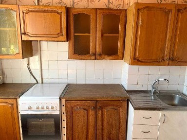 Продам 2ух кімнатну квартиру по вулиці Донецька ( Ласточка )