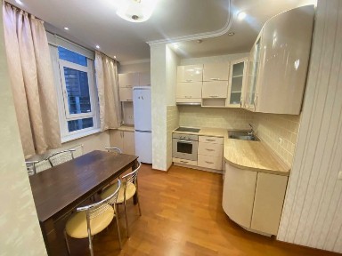 Продаж 2 кімнатної квартири в ЖК «Космополітен», вул. Дегтярівська 25А