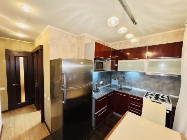 Ідеальна локація+повне наповнення 2-кімнатна квартира Державінська 7