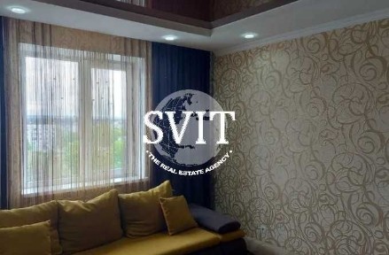 Продається 3-кімнатна квартира в м-н Авіатор