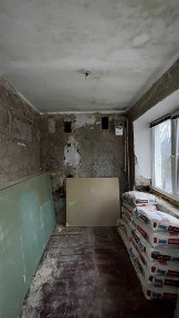 Продаю 3 к. кв в центре Чугуева (под Ваш уникальный ремонт)