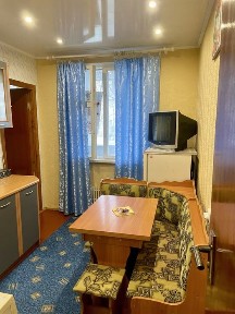 Харків, Київський, Жуковского 13