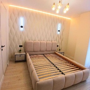 Продається 2-х кімнатна квартира з ремонтом в центрі міста