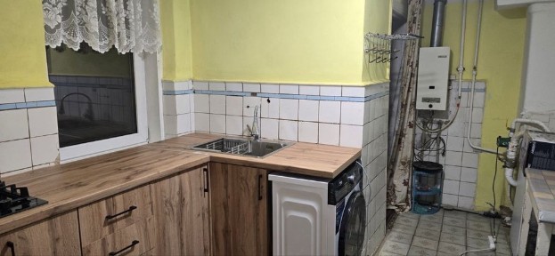 Боярка по вул. Білогородська біля площі оренда частини будинку