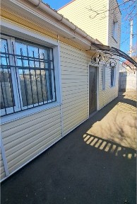 Оренда 2кім. частини будинку у центрі