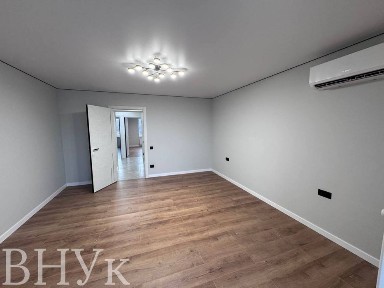 2-кімнатна Квартира у Новобудові з Панорамними Вікнами, Кутківці!