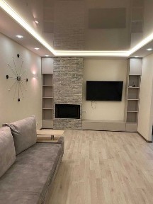 Сдам 3 к. квартиру <a href='/newbuilding/6129/view/zk-roganskii'>Роганский</a> Жилмассив, сотрудничаю