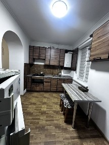 2 кімн. в центрі з котлом