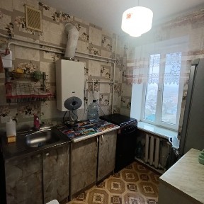 Продаю 2 ком кв Космонавтов 4/5, 