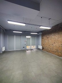 Оренда Комерція 157 м. кв, вул. Сахарова Стрийська, ц.1550 у. о