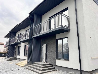 Продаж таунхауса в Якушинцях