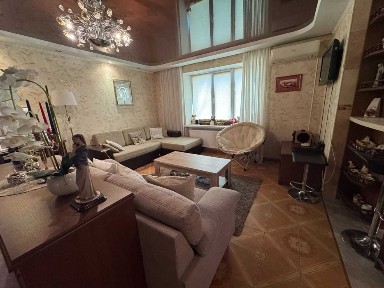 (7) Продаж 2к. квартири, Старе місто (0102)