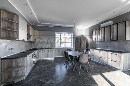 Продажа 2-этажного дома в Иванковичах, Васильковский район.