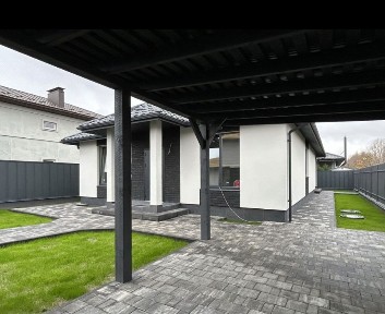 Продаж сучасного будинку біля Києва