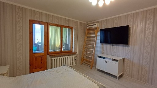 Срочно! Продам 3-х ком. квартиру с ремонтом Семена Палия/ 