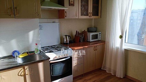 Продам однокімнатну квартиру на Добровольського